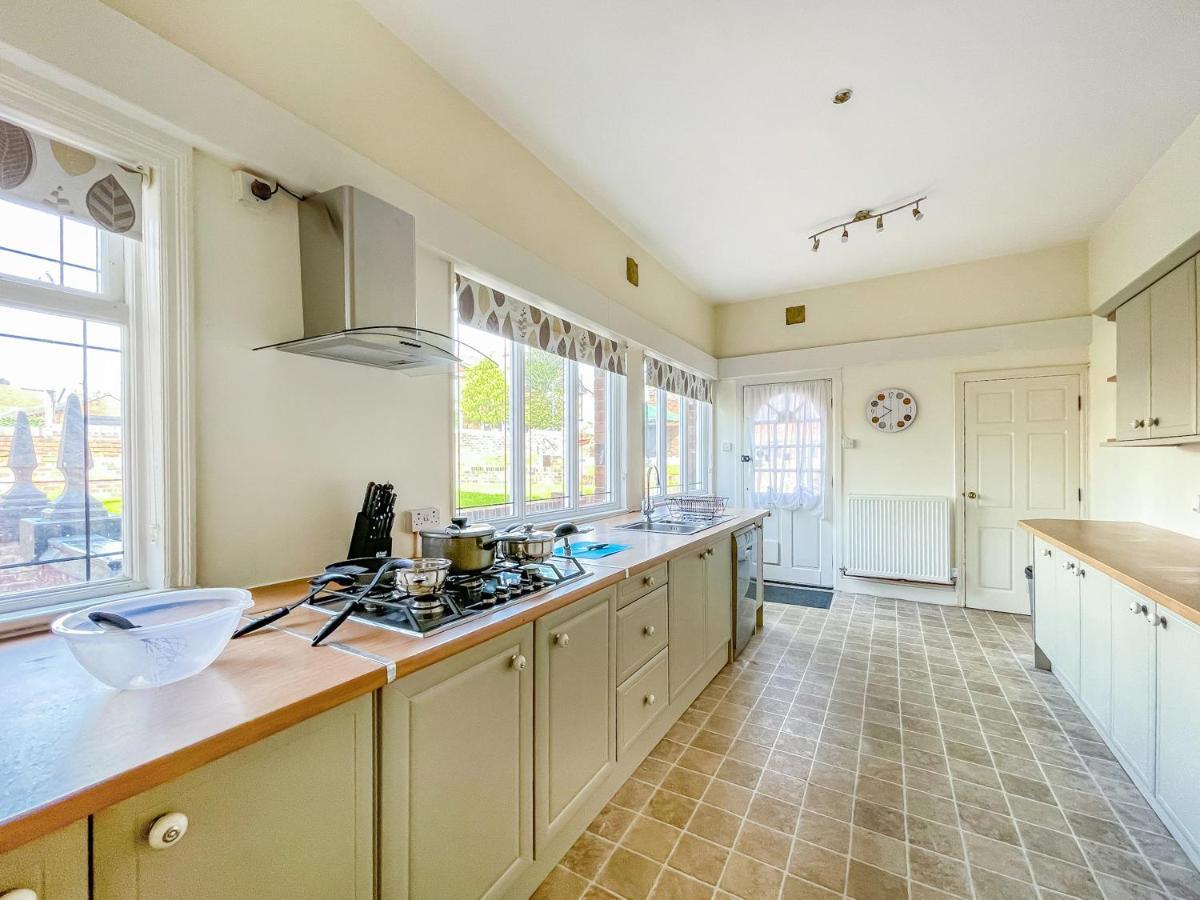 *Rg9Bc* For Your Most Relaxed & Cosy Stay + Free Parking + Free Fast Wifi * Leeds  Exterior foto